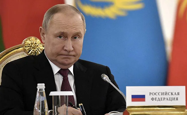 "I Think Sane People Can See...": Russian Minister Denies Putin Is Ill