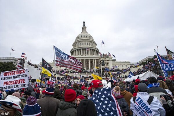 US Secret Service Deleted Text Messages Sent During Jan 6 Riots: Watchdog