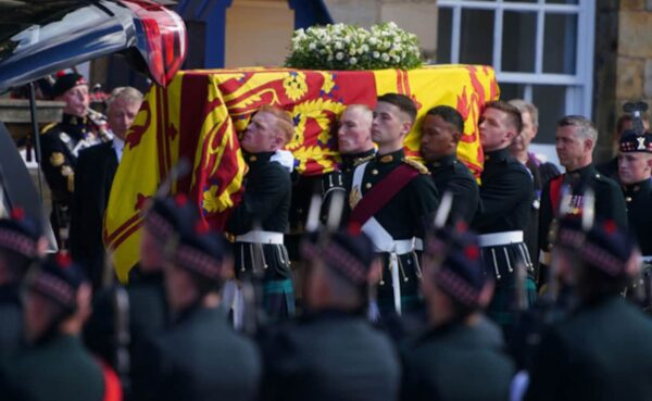 Queen's Coffin Flown Home For Funeral, Grand Procession Today: 10 Points