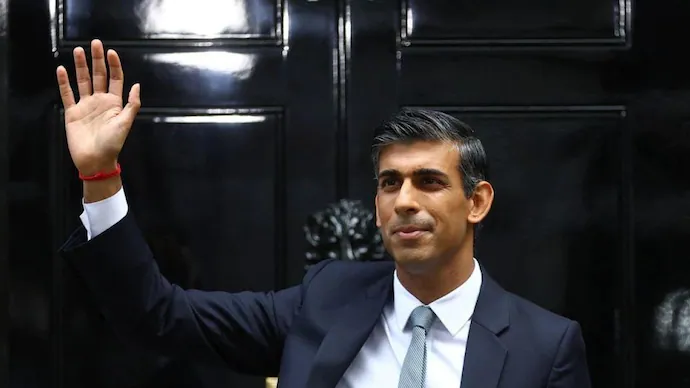Rishi Sunak to make maths compulsory for students in England up to age 18